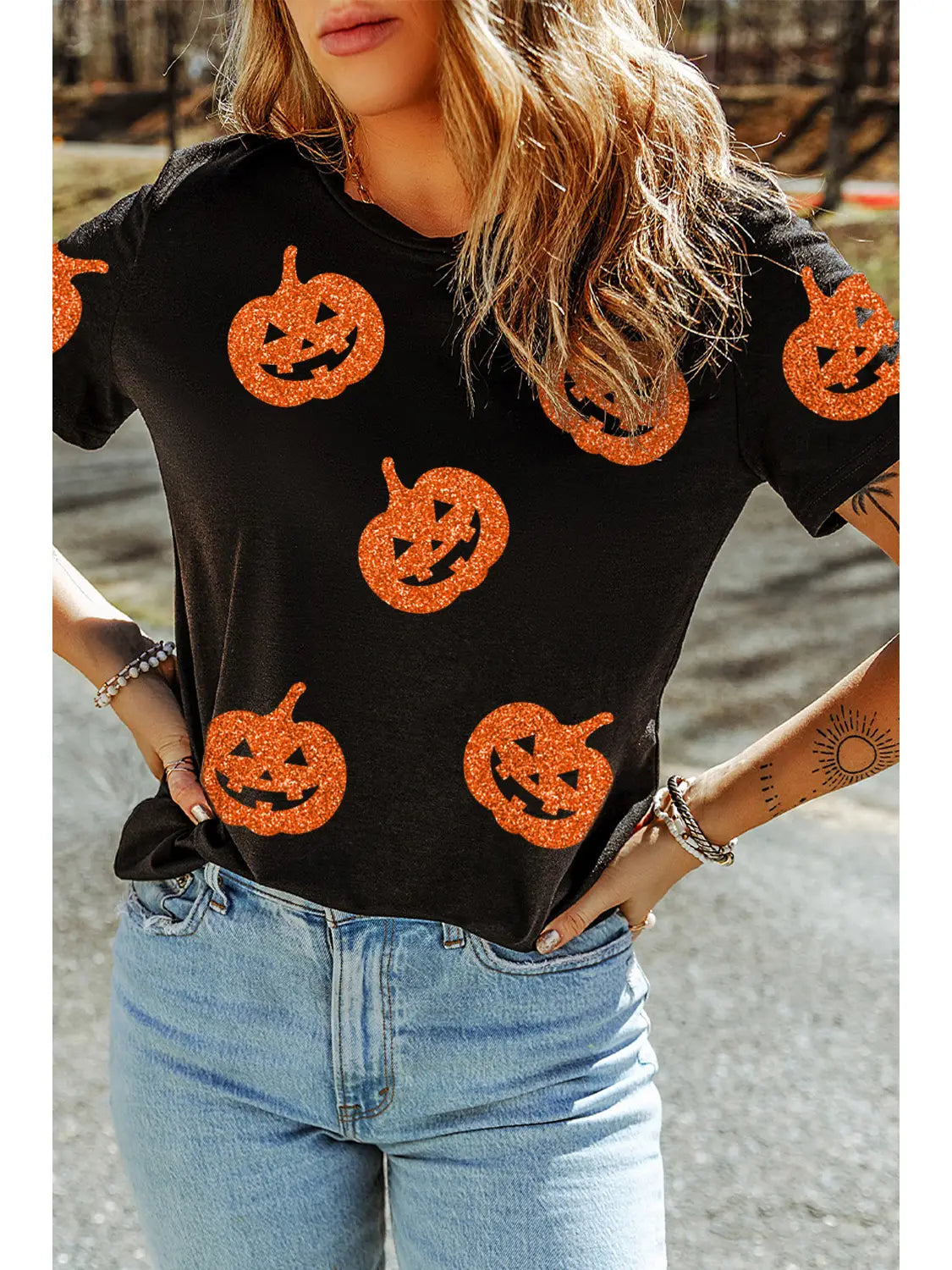 Glittering Pumpkin Face Graphic Crewneck Halloween T Shirt