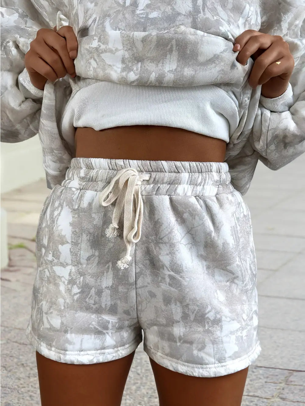 2025 Fall Camo Print Long Sleeve Top and Shorts Set