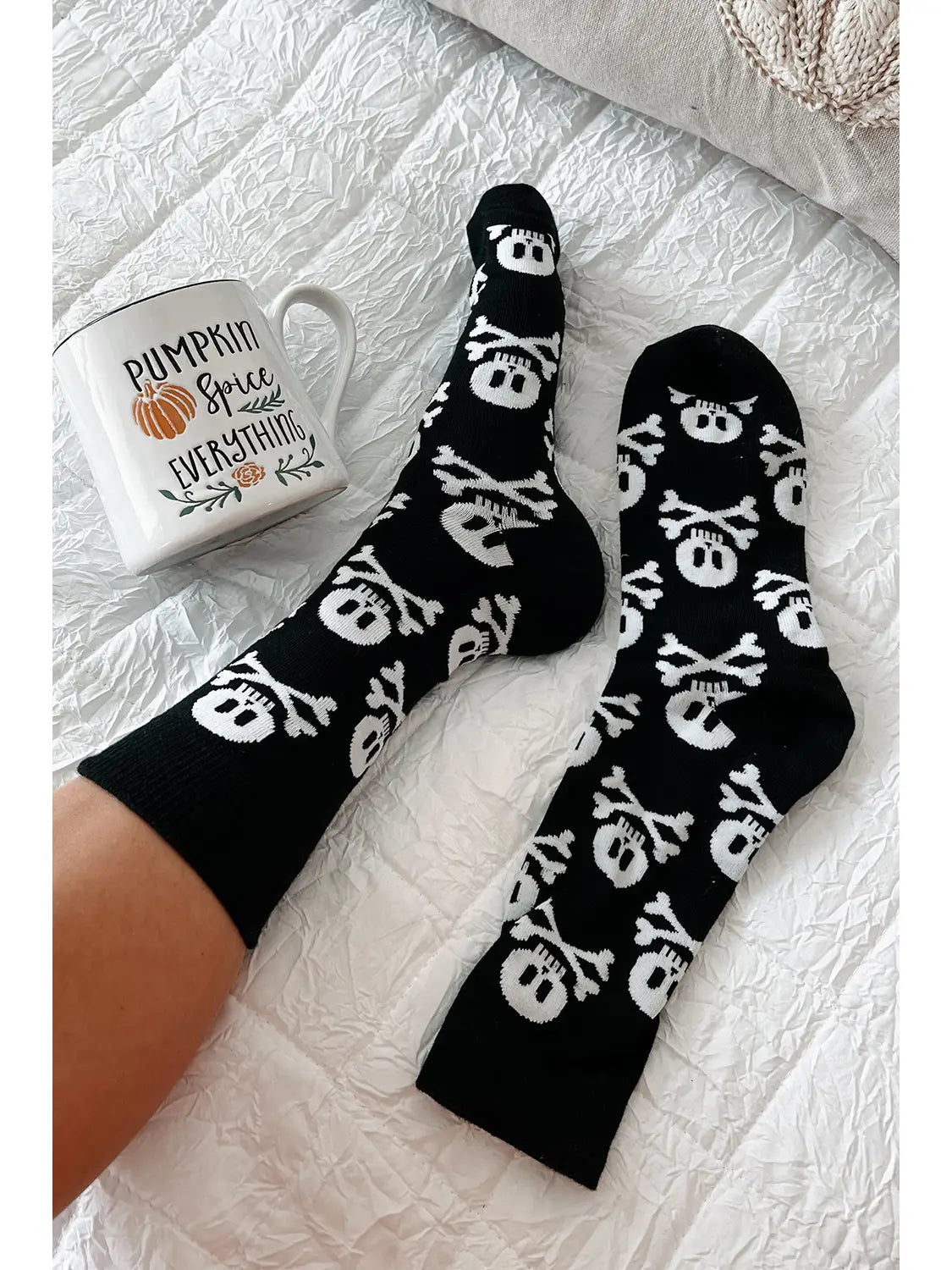 Halloween Skull & Crossbones Crew Socks