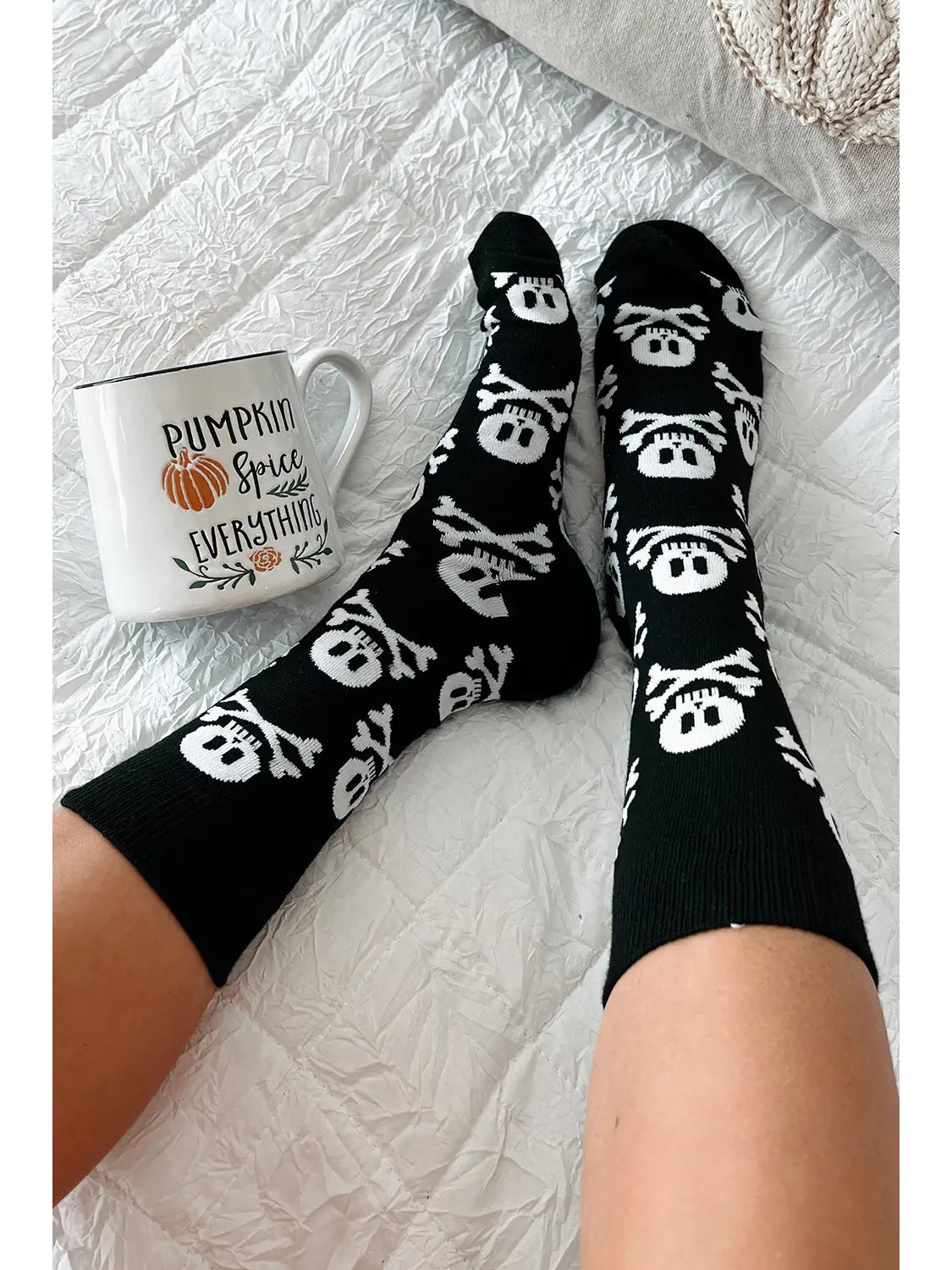 Halloween Skull & Crossbones Crew Socks