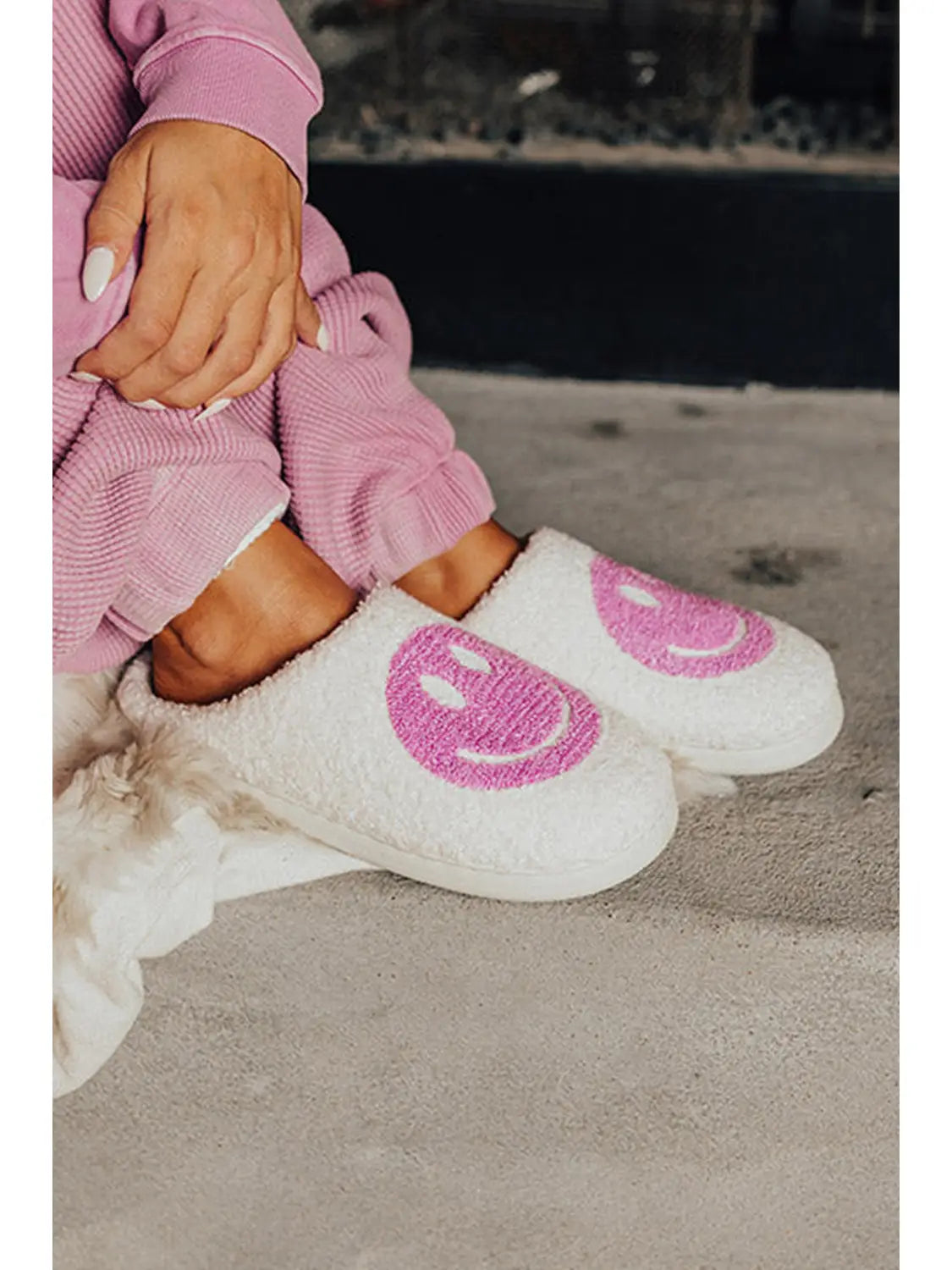 Smile Face Print Non-Slip Plush Slippers