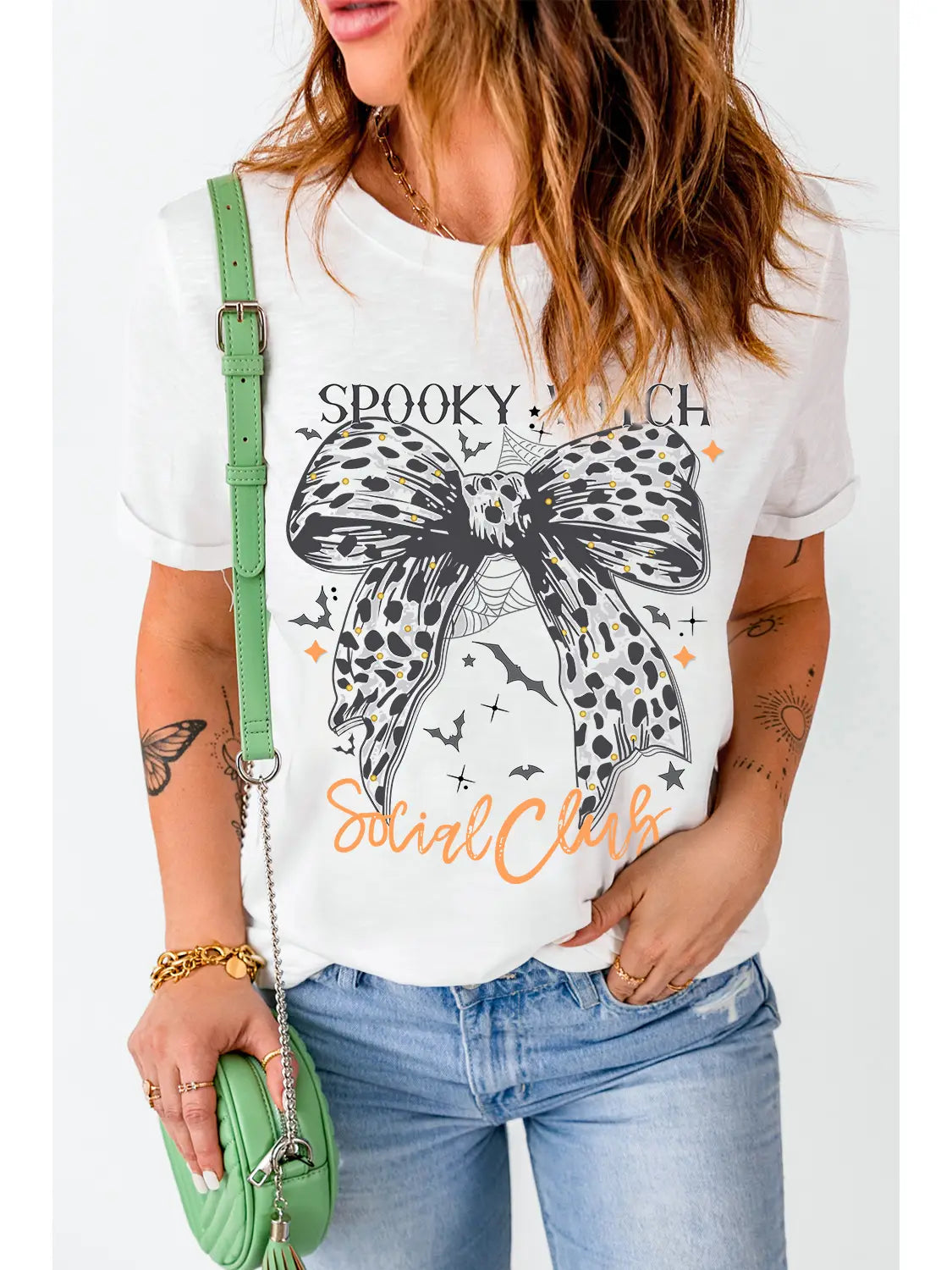 Spooky Witch Leopard Bowknot Bat Graphic Halloween T Shirt